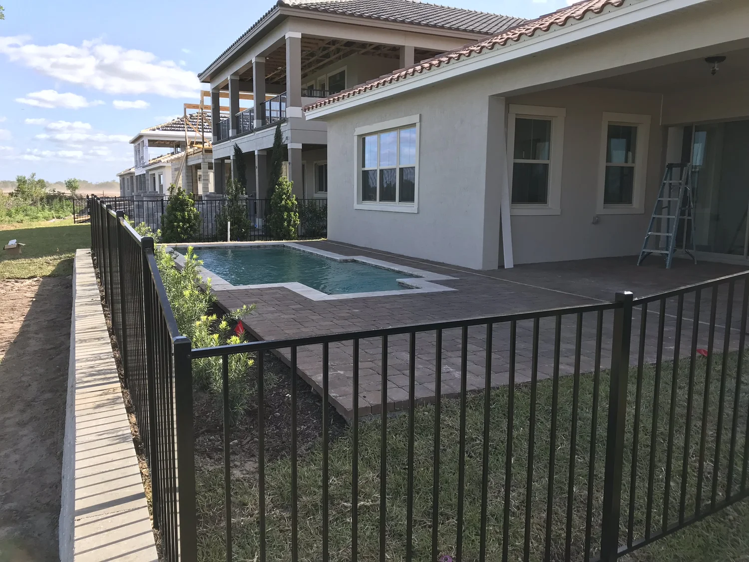 C&S aluminum fencing installation